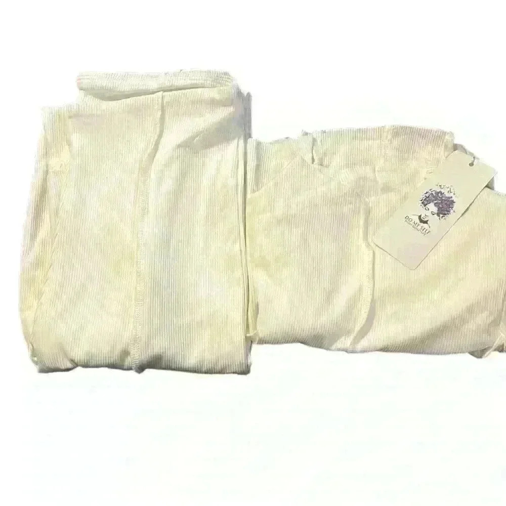 Do My Self White Long Sleeve Top and Bottom Size Small 95% Polyester 5% Spandex​